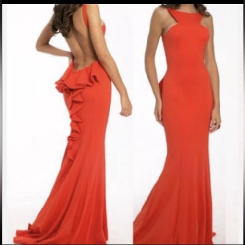 Jovani Style 21899 Fitted Jersey Halter Neck Ruffle Open Back Gown  NWT size 6